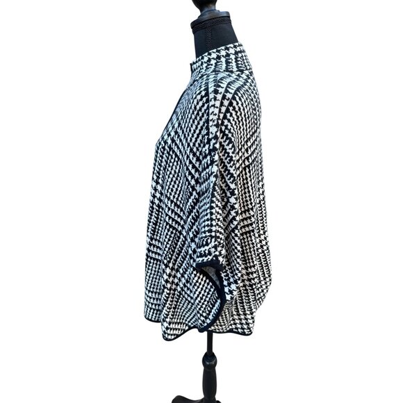 Jones New York Signature Houndstooth Black White Knit Poncho Zipper Closure S/M - Picture 3 of 10